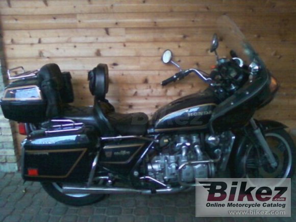 Honda GL 1100 Gold Wing De Luxe poster